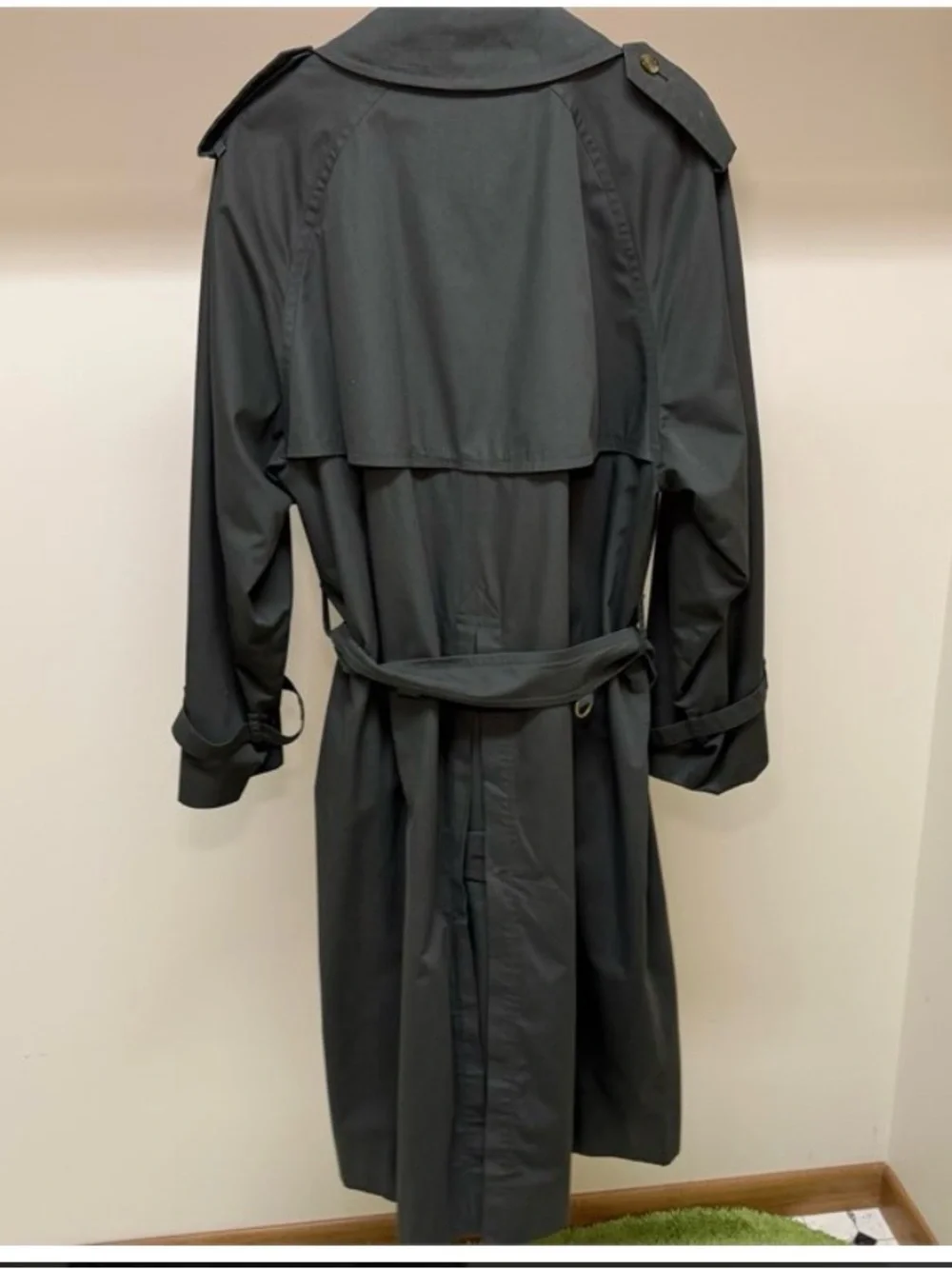 Burberry olive green Double-Breasted Trench Coat with Check Lining
